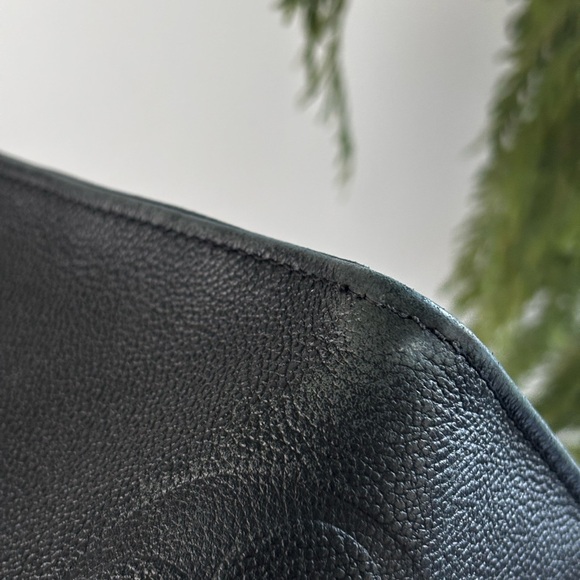 Authentic Louis Vuitton Black On the Go MM Leather Tote Monogram Luxury 16” Long - Picture 9 of 17